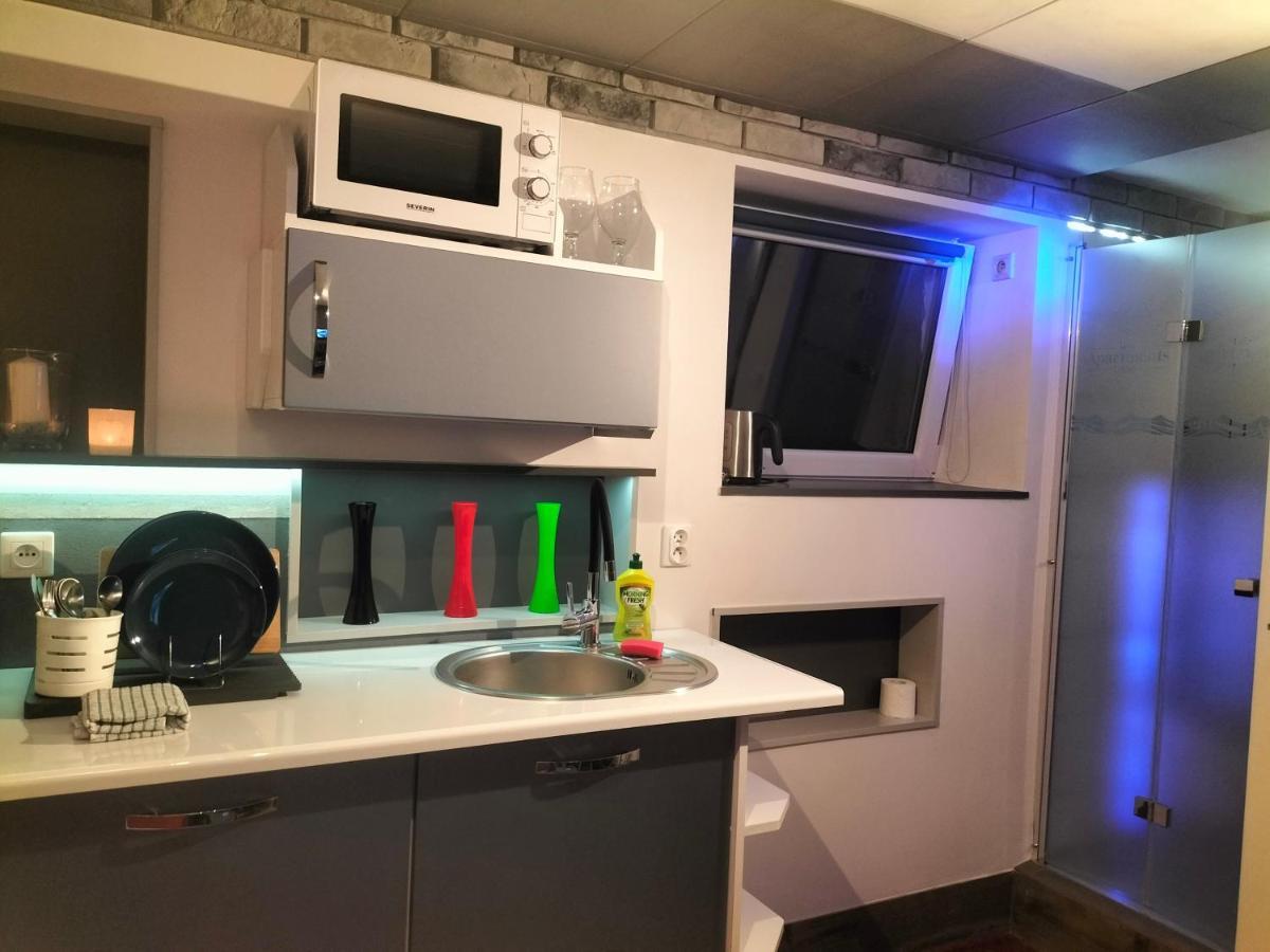 24H Gdynia Mini Apartamenty Na Kod Dostepu & Free Parking & No Keys Exterior photo