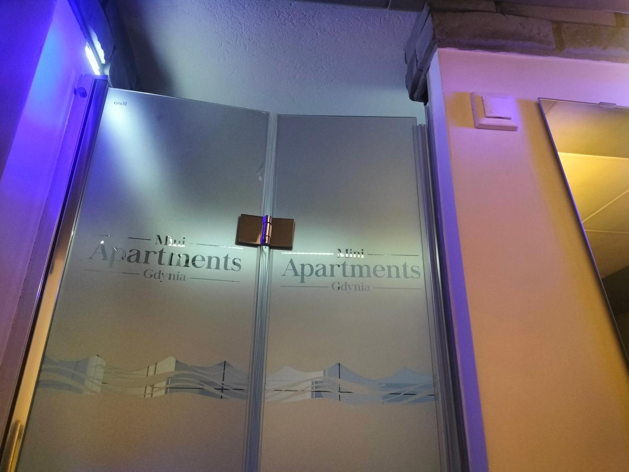 24H Gdynia Mini Apartamenty Na Kod Dostepu & Free Parking & No Keys Room photo